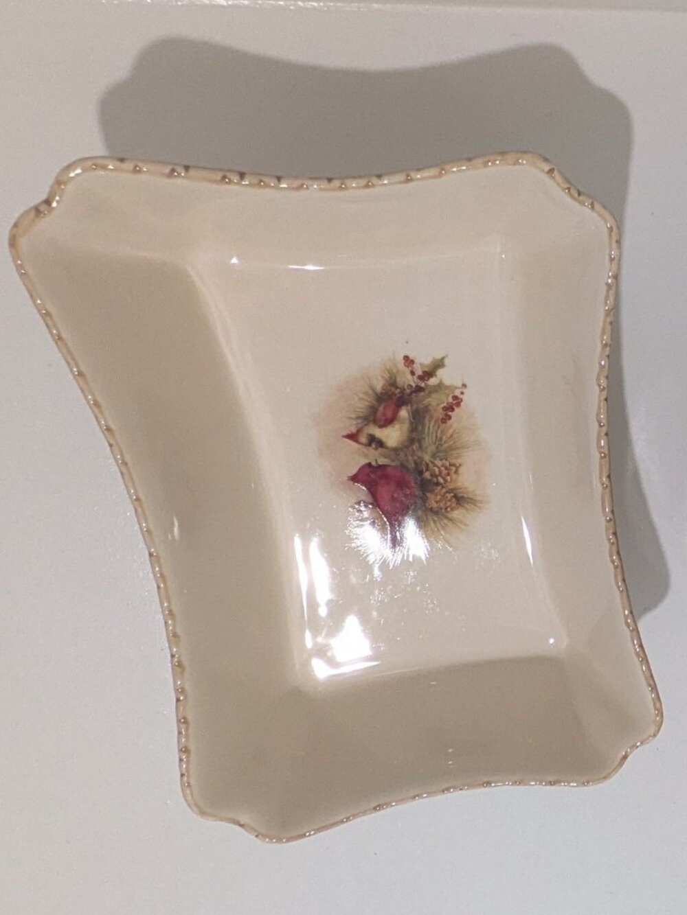 Cracker Barrel Woodland Cardinal Scalloped Casserol Dish Susan Winget Christmas